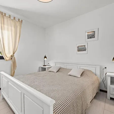 Appartement Charming Emilija *